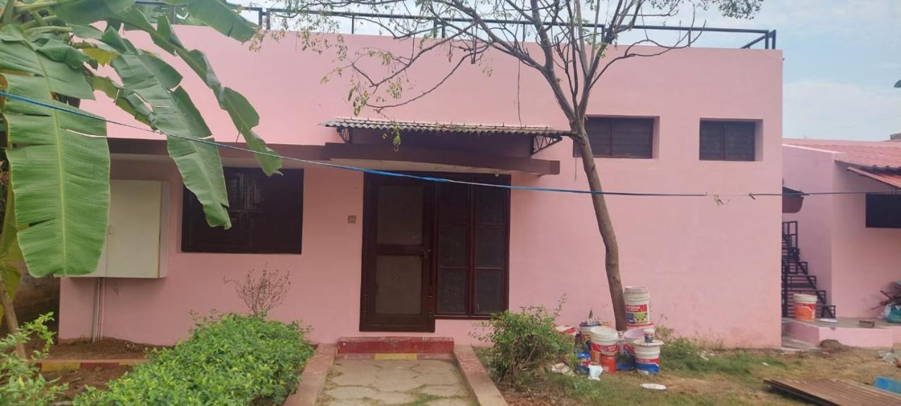 Doctor'S Homestay Tiruvannāmalai Exterior foto